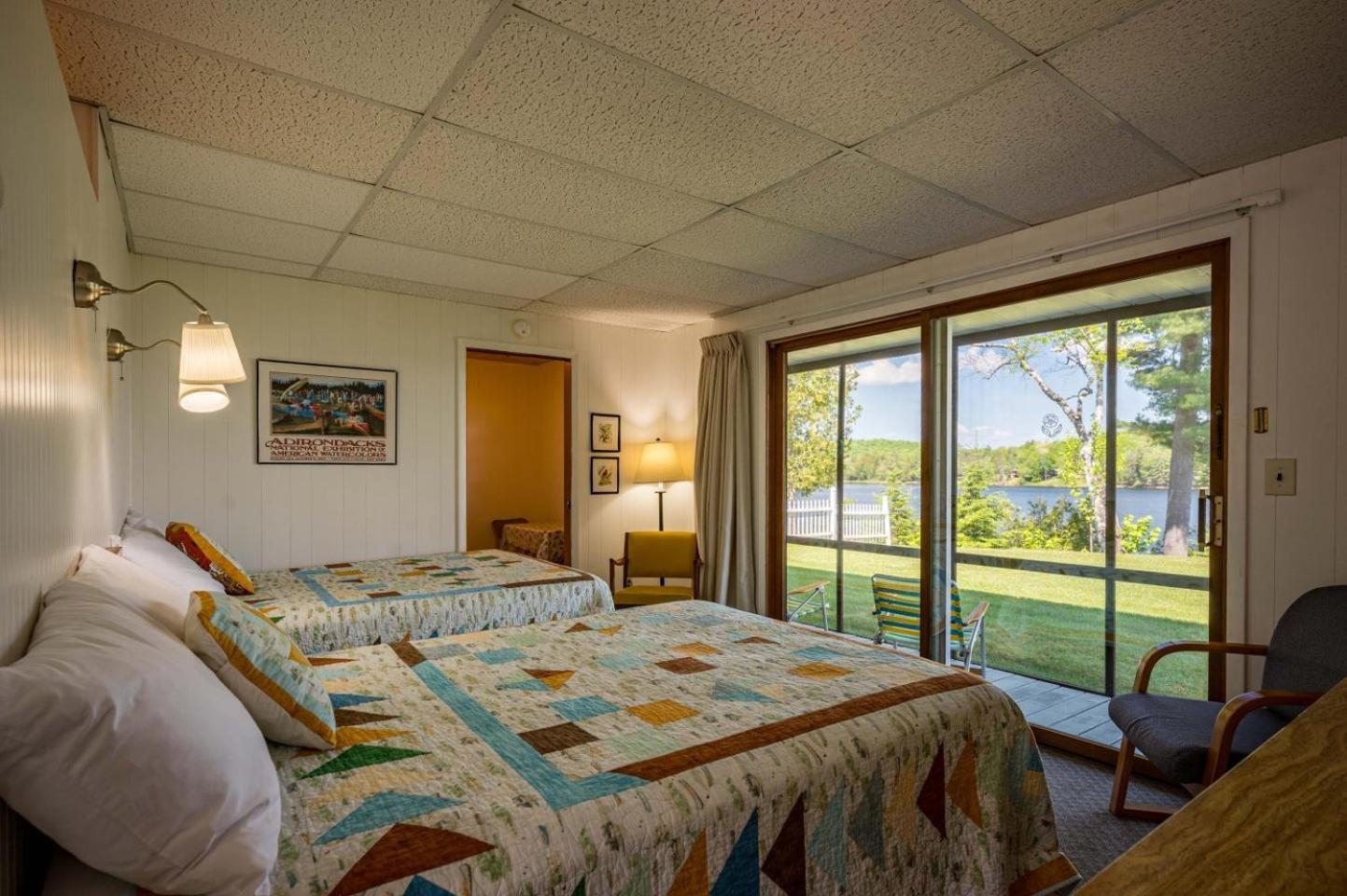 Sandy Point Motel Long Lake Екстер'єр фото